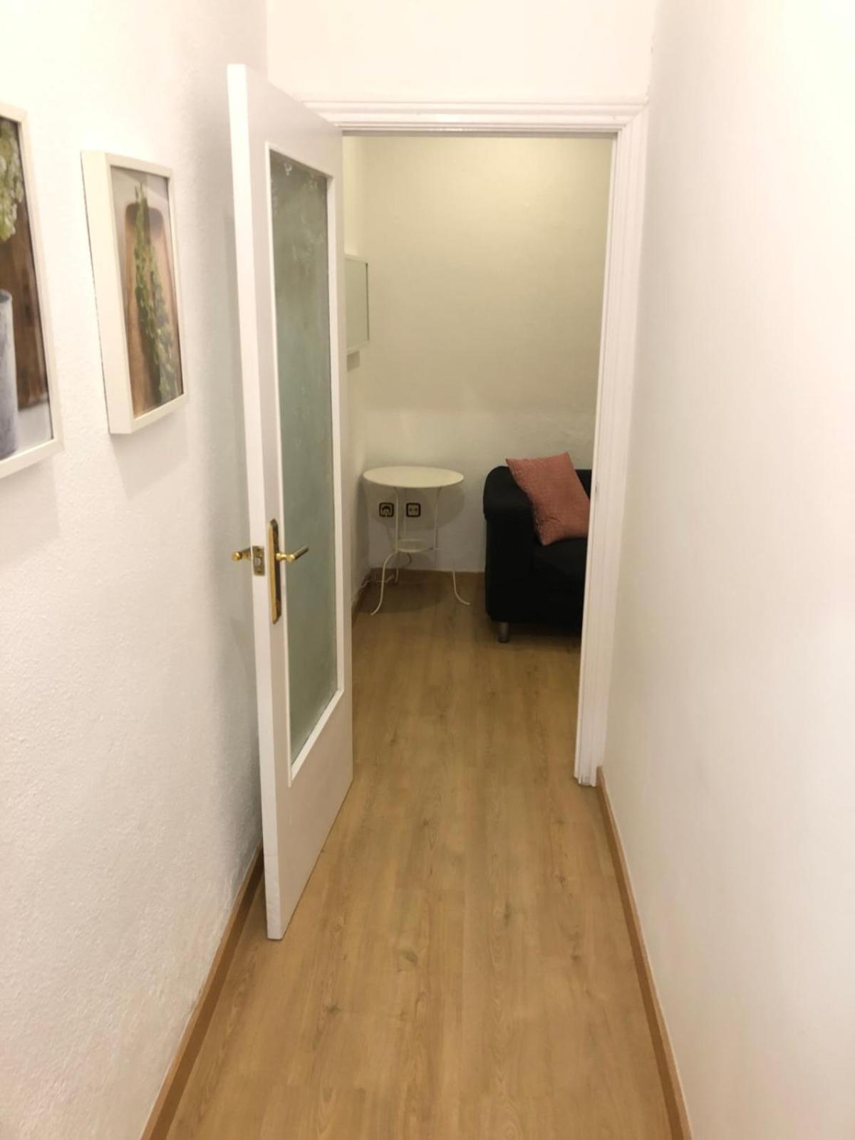 New! Apartment In Sarria Near Metro Barcelona Exterior foto